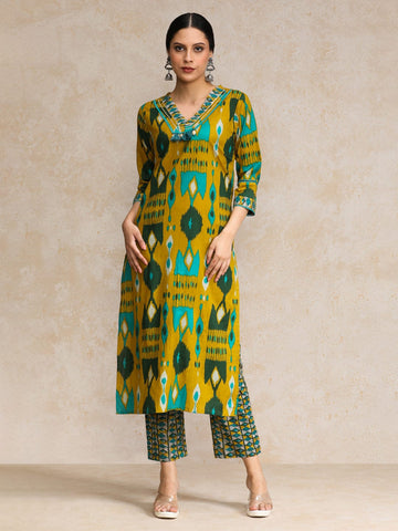 Ikat Printed Boho Look With Tassel Kurta & Chevron Trouser